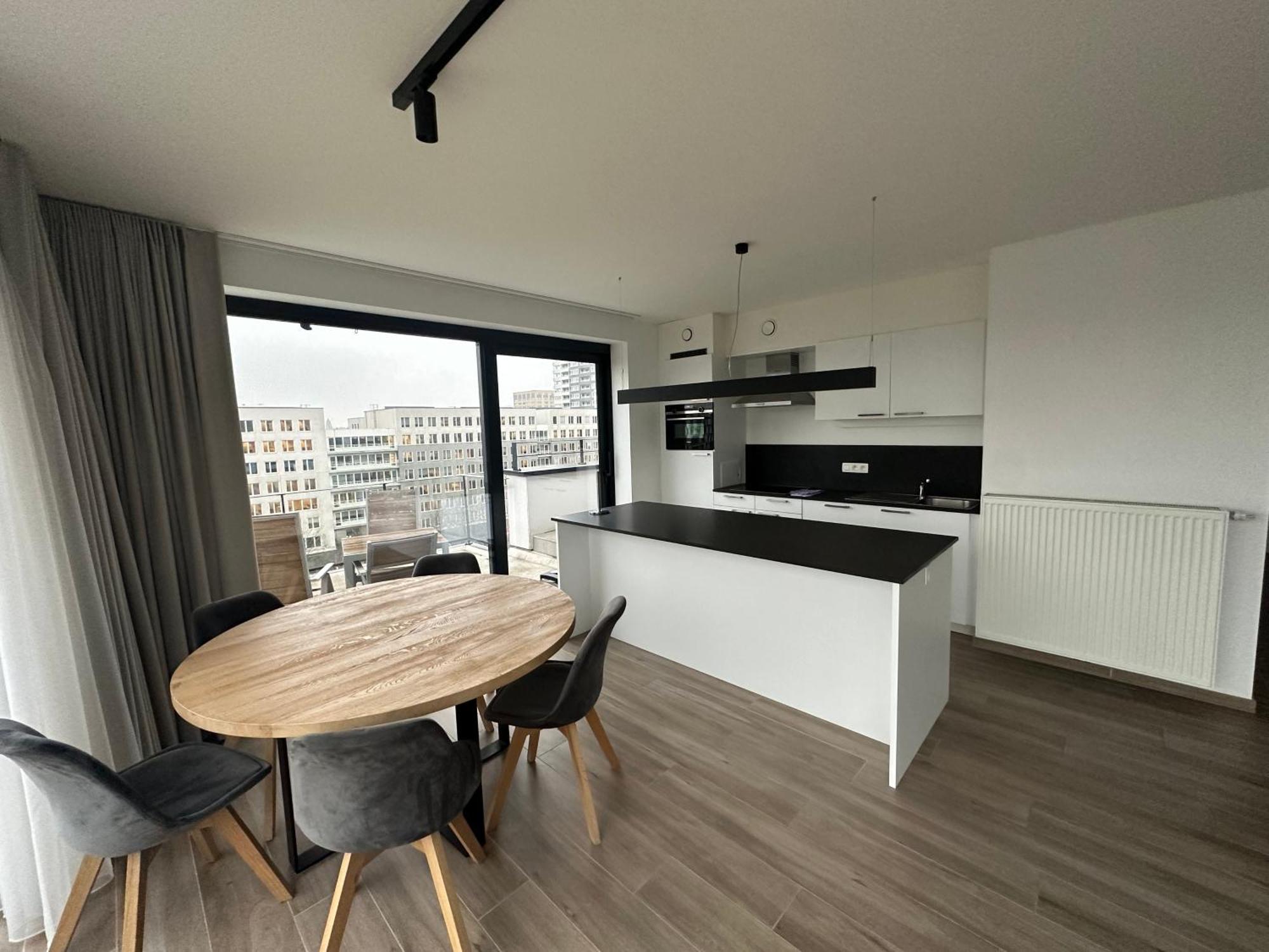 Penthouse In With Stunning View Appartement Bruxelles