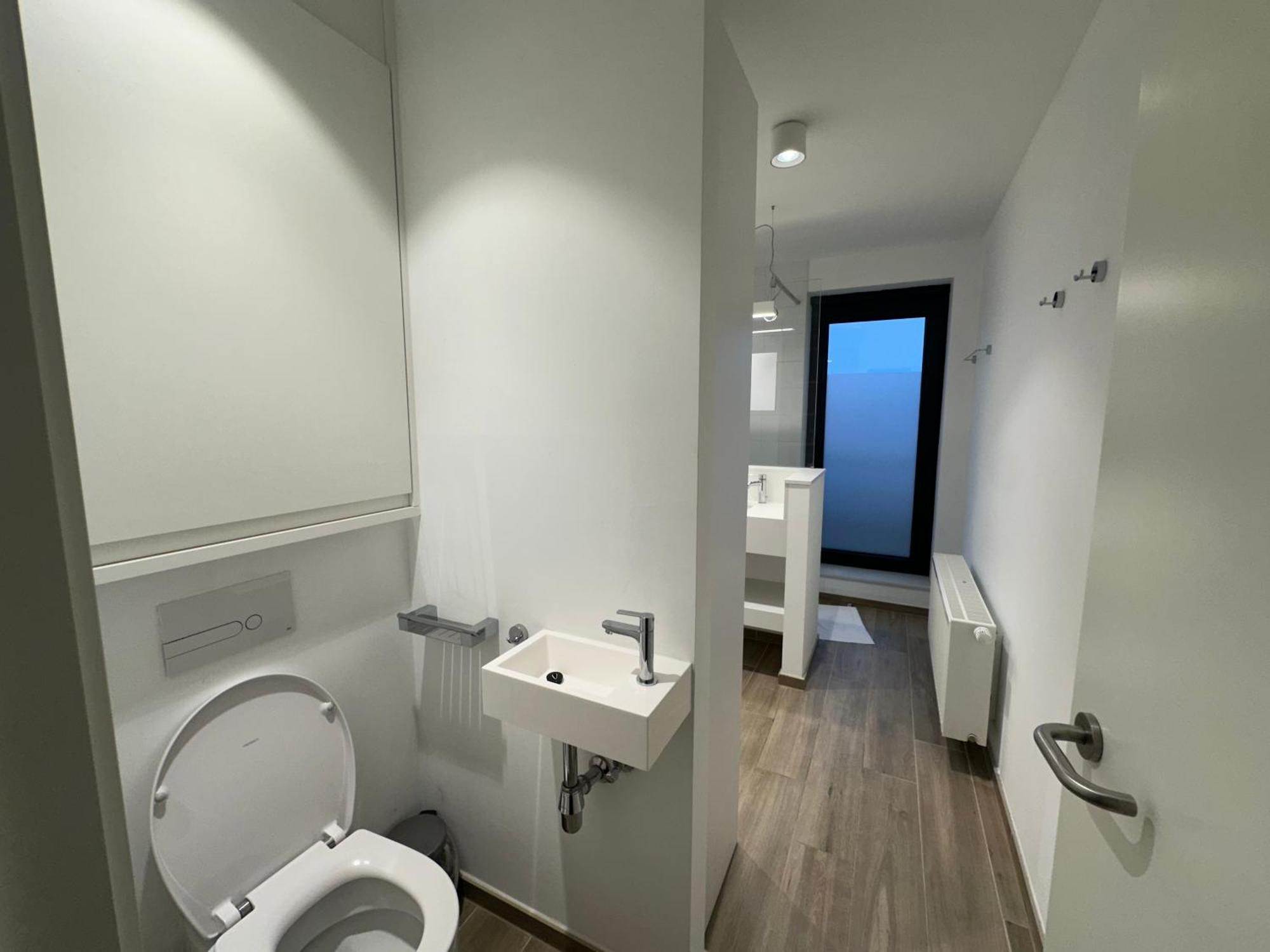 Penthouse In With Stunning View Apartment *